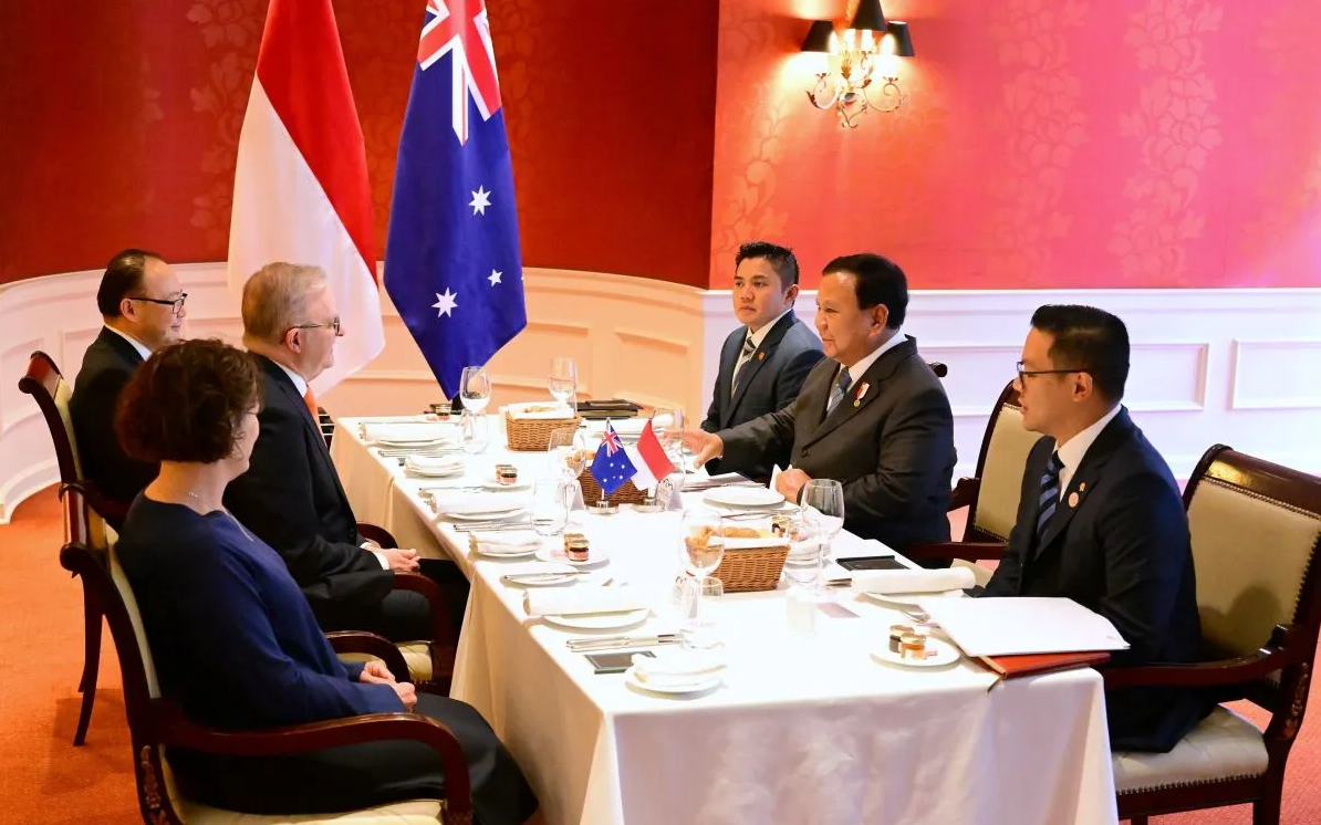 prabowo-subianto-dan-pm-australia-santap-pagi-bersama-di-lima-peru